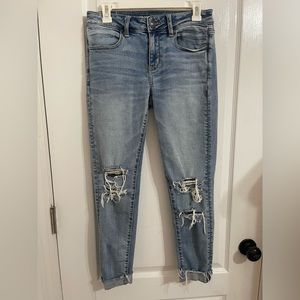 Size 4 American Eagle skinny jeans